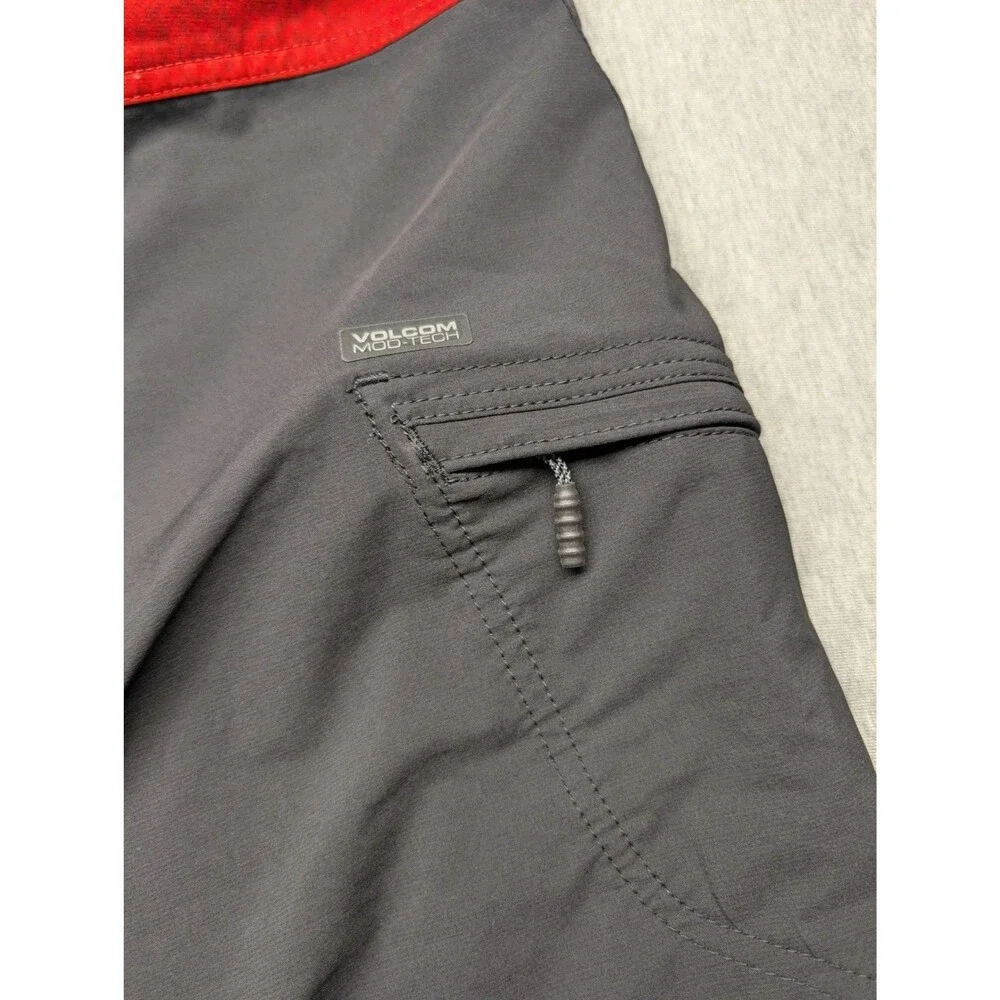 Volcom Hawaii Mod-Tech Boardshorts Men's Size 44